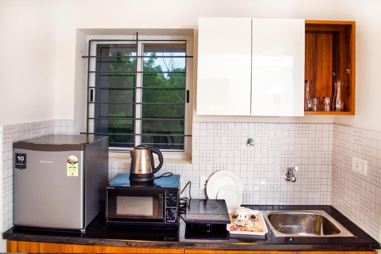 Beach Heaven Deluxe Rooms & Serviced Apartments Suratakal Exterior foto